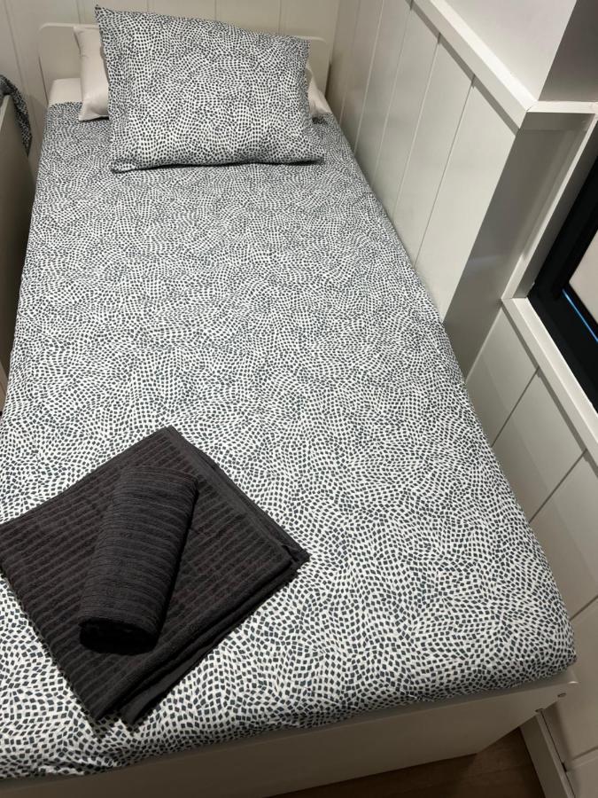 Best Loft Near Real Madrid Stadium エクステリア 写真